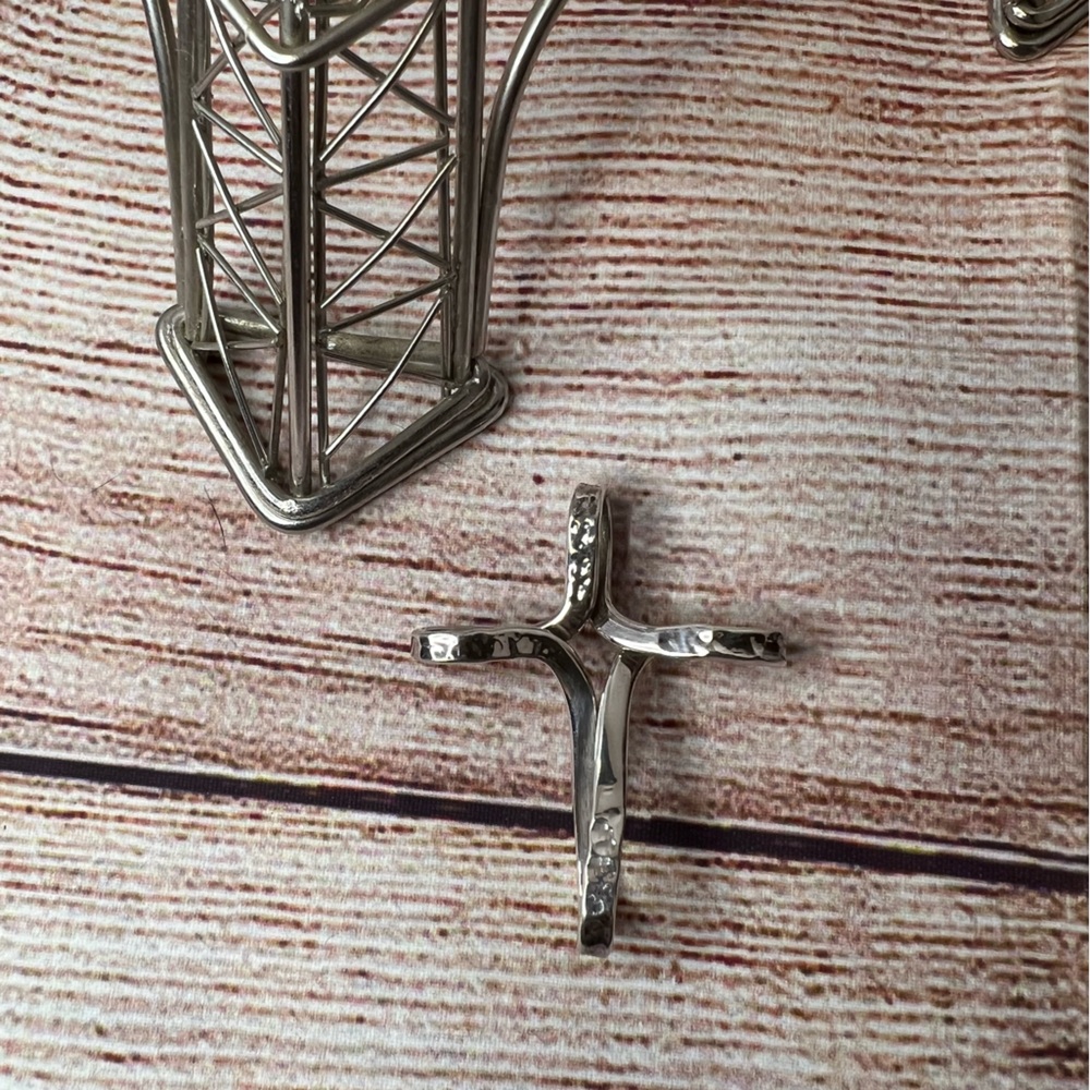 AMAZING STERLING SILVER 2 SIDED ARTISTIC CROSS